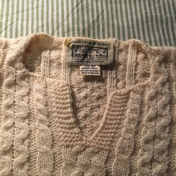 Aran Island Wool Sweater - Picture 3 of 7